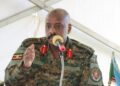 Amagambo ya Gen. Muhoozi ku Muyobozi w’u Butaliyani Yateje Impaka ku Mbuga Nkoranyambaga