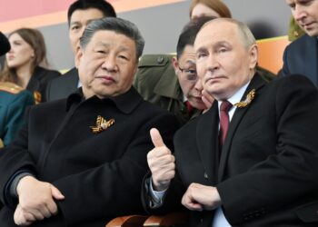 Poutine, Xi Jinping et Trump dans le Jeu de la Politique Internationale : Comment la Chine, la Russie et les États-Unis se Disputent le Leadership Mondial
