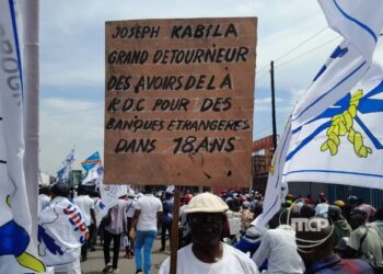 Kinshasa: Imyigaragambyo ya UDPS yateje akajagari mu muhanda, ishyigikira ibihano bya Amerika kuri Kabila, ikurura impaka muri politiki ya RDC