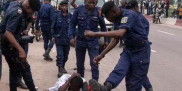 Le Rapport de Human Rights Watch Met en Cause le Gouvernement de Kinshasa et Dénonce une Répression Croissante contre l’Opposition, les Journalistes et les Civils