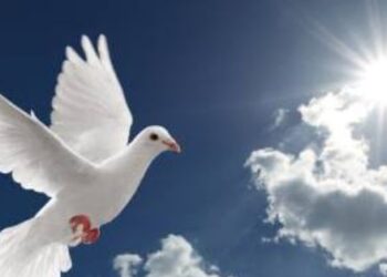 Pentekote: Umunsi Umwuka Wera Yamanutse ku Ntumwa Zigatangira Kuvuga Indimi Nshya — Amateka, Ubutumwa n’Akamaro k’Umwuka Wera mu Itorero no mu Buzima bw’Abakristo