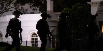 Umutekano wa Perezida Trump Ukomeje Kurindwa Bikomeye Nyuma y’Urugomo Hafi ya White House