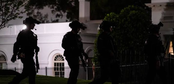 Umutekano wa Perezida Trump Ukomeje Kurindwa Bikomeye Nyuma y’Urugomo Hafi ya White House
