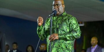 La RDC à un Tournant Critique : Manifestations à Kinshasa, Révision Constitutionnelle Contestée, Accusations de Persécution Politique et Poursuite des Attaques à Minembwe — Analyse Approfondie