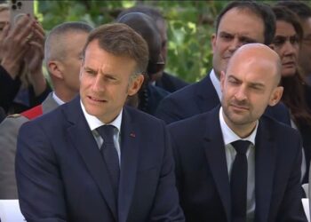 Le Président Macron Adresse un Message Ferme aux Auteurs du Génocide contre les Tutsi