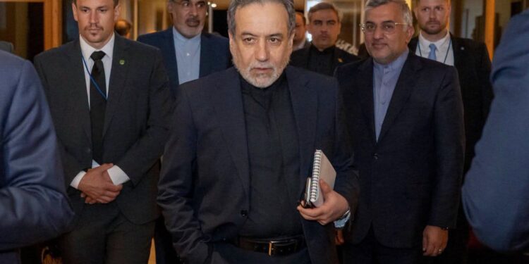 BYAKOMEYE: Iran yongereye kugaragaza uburakari bukarishye kuri Leta Zunze Ubumwe za Amerika