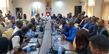 Minembwe Mu Bicu by’Intambara, Kinshasa Mu Mpaka za Politiki: Ivugururwa ry’Itegeko Nshinga Rikomeje Kuvugisha Benshi