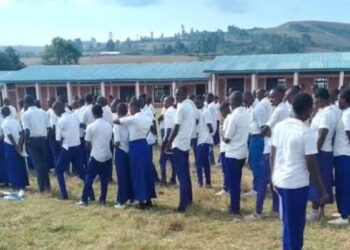 Ibizamini bya Leta Byatangiye muri RDC, Mu gihe Intambara muri Kivu y’Amajyepfo Ikomeje Gushyira Uburezi bw’Abana b’Abanyamulenge mu Kaga