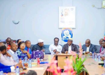 RDC : Le C64 Met en Place une Nouvelle Stratégie pour Contraindre Félix Tshisekedi à Démissionner alors que le Débat sur la Révision de la Constitution s’Intensifie