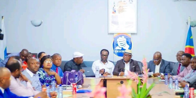RDC : Le C64 Met en Place une Nouvelle Stratégie pour Contraindre Félix Tshisekedi à Démissionner alors que le Débat sur la Révision de la Constitution s’Intensifie