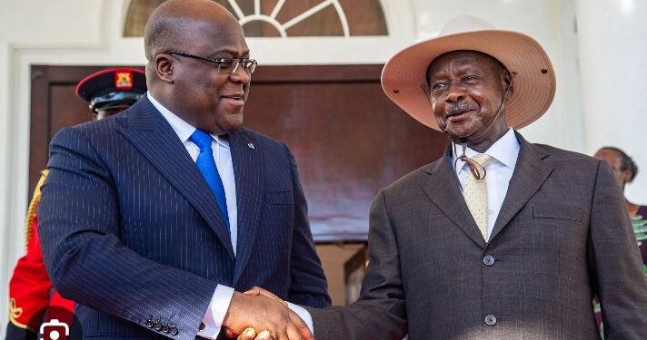Message spécial de Tshisekedi transmis au président Museveni : Que cherche réellement Kinshasa en Ouganda ?