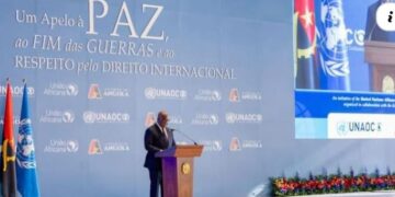 I Luanda, Tshisekedi Yatangaje Amagambo Akomeye ku Ntambara Ikomeje mu Burasirazuba bwa RDC