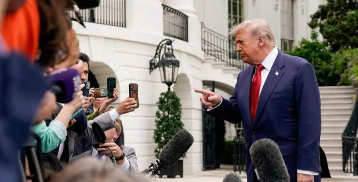 Uko Perezida Trump Yongeye Kwibasira Itangazamakuru muri White House