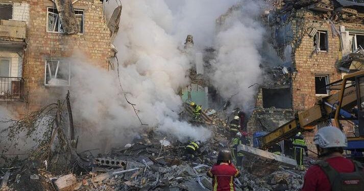 Bidasanzwe: U Burusiya Bwakajije Ibitero bya Misile za Ballistic kuri Kyiv