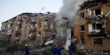 U Burusiya Bwakajije Ibitero kuri Kyiv: Misile za Ballistique na Drone Zihitana Abantu Benshi, Abandi  Barakomereka