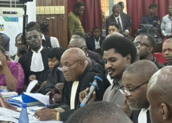 RDC : Constant Mutamba encourt 15 ans de travaux forcés — le ministère public révèle la destination de plusieurs millions de dollars d’indemnisation