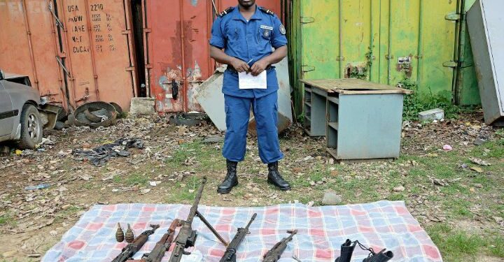 U Burundi mu Rujijo: Abantu Babiri Bafashwe, Hakomeje Iperereza ku Ntwaro Nyinshi Zinjiye mu Gihugu mu Buryo Butemewe n’Amategeko