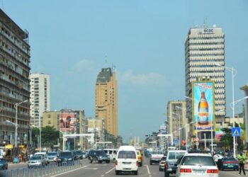 Kinshasa mu Rujijo: Itangazo ryo Gufunga Amashuri Ryateje Impaka, Minisiteri y’Uburezi Iraryamagana