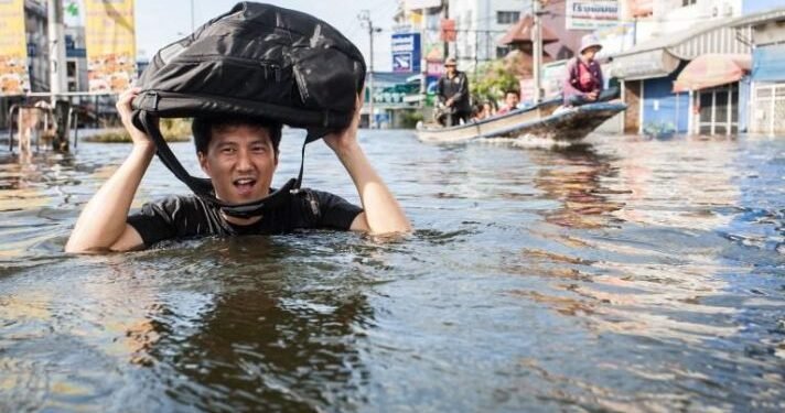 Bangkok mu Bihe Bikomeye by’Umwuzure: Abaturage Bamaze Iminsi Ine Bahanganye na Wo