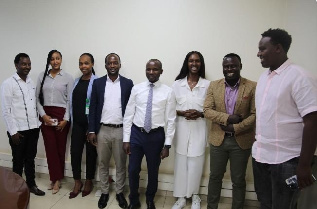 Kwanga Abatutsi? Ally Youssouf Mugenzi n’Ibibazo Byamugejeje ku Guhagarika Akazi k’Itangazamakuru
