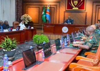 FRN Yanyeganyeze Ubutegetsi bwa Tshisekedi: Perezida Yahamagaje Inama Ikomeye y’Umutekano, Atanga Amabwiriza Mashya ku Gisirikare