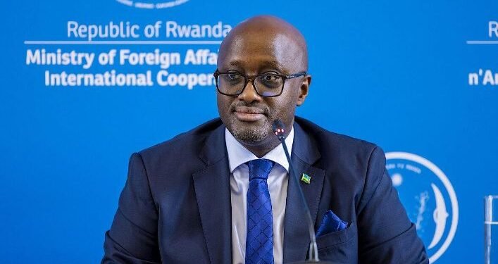 Minisitiri Nduhungirehe Yanenze Muyaya ku Magambo ya Fils Mukoko
