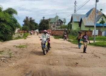 Wazalendo mu Marira Menshi Nyuma y’Ikurwaho rya Bariyeri Zabinjirizaga Amafaranga