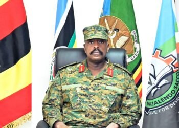 Gen. Muhoozi yatunze agatoki abo akeka mu rupfu rwa Robert Kabera