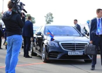 Perezida Ndayishimiye na Tshisekedi berekeje mu Burusiya: Dore ikibajyanye