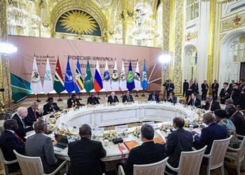 Perezida Tshisekedi yasabye u Burusiya kugira uruhare mu kugarura amahoro mu Burasirazuba bwa RDC, agaragaza ibyo yifuza ko Moscow ikora